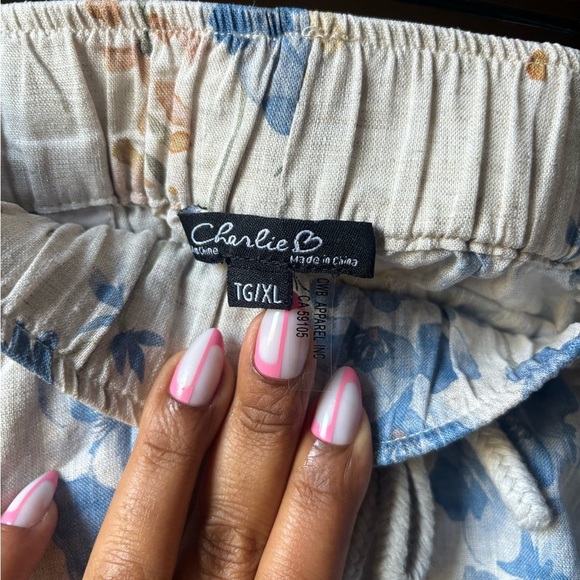 CHARLIE B | linen floral drawstring pants | size xl - Picture 3 of 4